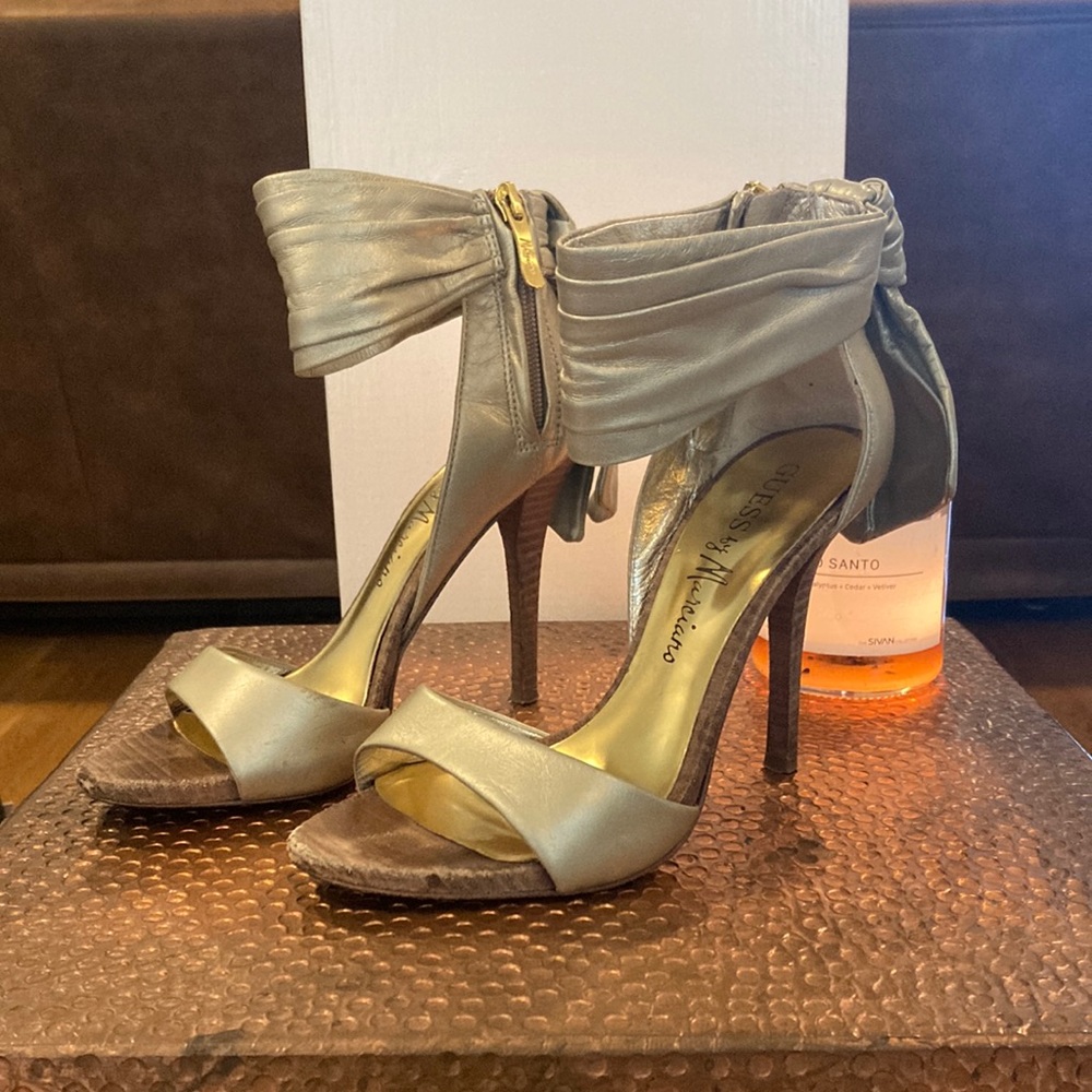 Beautiful heels! Guess by Marciano- size 6- Gold Leather.